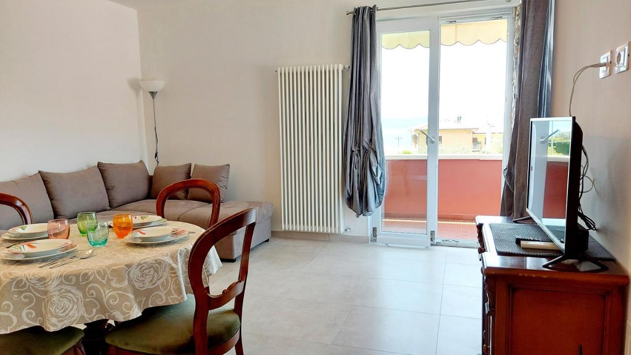Narcisa View Lake&Pool Apartment Bardolino Exterior foto