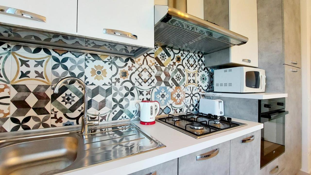 Narcisa View Lake&Pool Apartment Bardolino Exterior foto